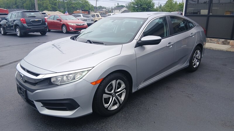 2016 Honda Civic LX - Photo 29 - Brunswick, OH 44212