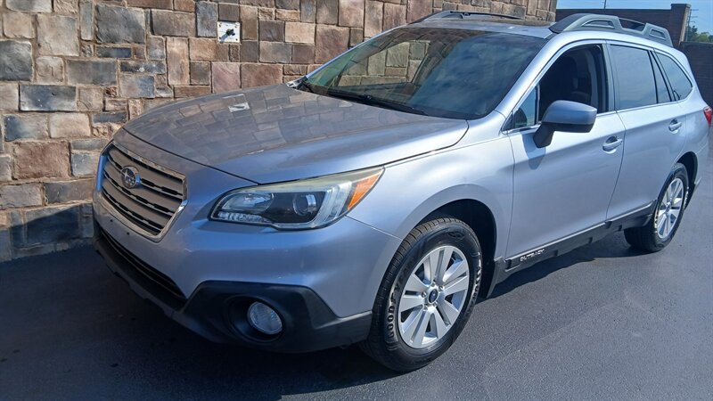 2015 Subaru Outback 2.5i Premium - Photo 19 - Brunswick, OH 44212