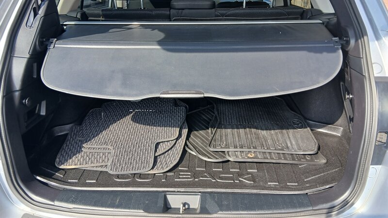 2015 Subaru Outback 2.5i Premium - Photo 33 - Brunswick, OH 44212