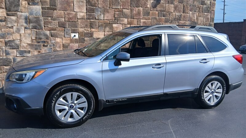 2015 Subaru Outback 2.5i Premium - Photo 20 - Brunswick, OH 44212