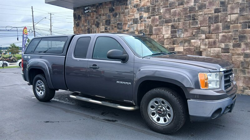 2011 GMC Sierra 1500 SL Extend cab - Photo 25 - Brunswick, OH 44212