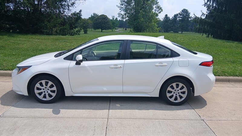 2020 Toyota Corolla LE - Photo 19 - Brunswick, OH 44212