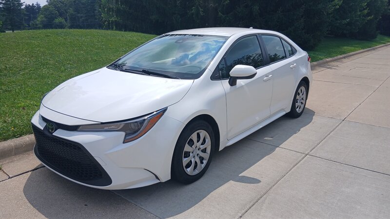 2020 Toyota Corolla LE - Photo 15 - Brunswick, OH 44212