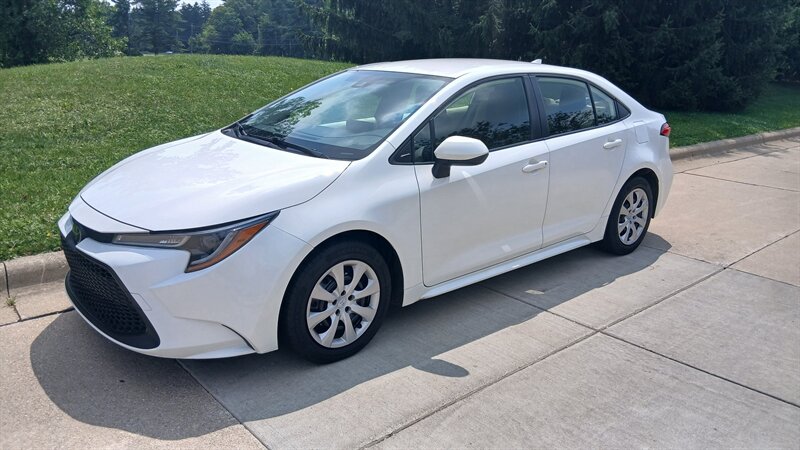 2020 Toyota Corolla LE - Photo 13 - Brunswick, OH 44212