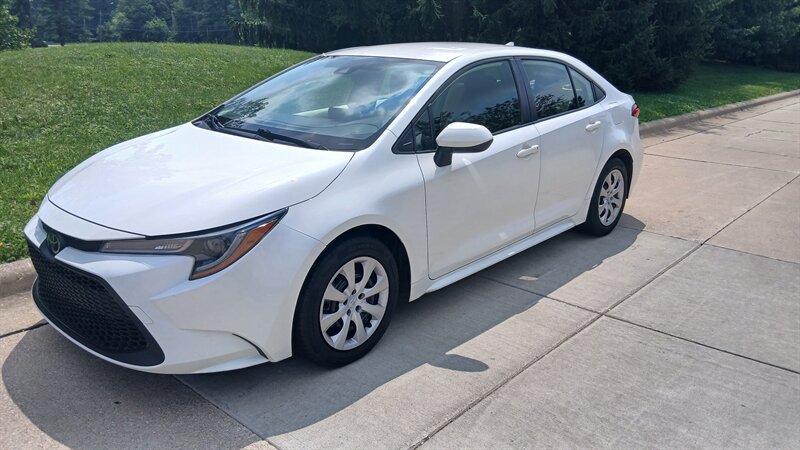 2020 Toyota Corolla LE - Photo 12 - Brunswick, OH 44212