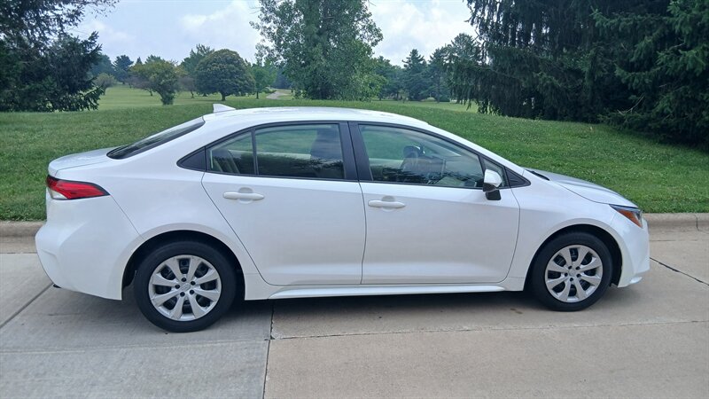 2020 Toyota Corolla LE - Photo 23 - Brunswick, OH 44212