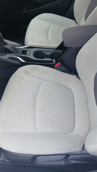 2020 Toyota Corolla LE - Photo 24 - Brunswick, OH 44212