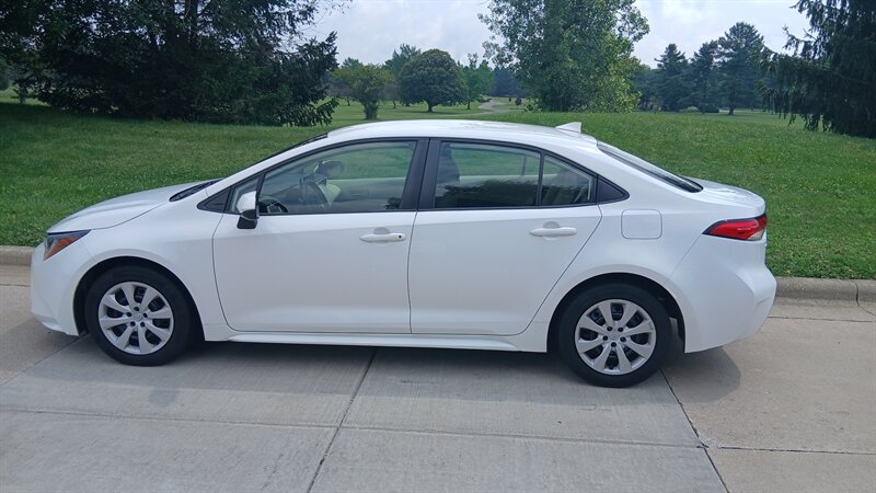 2020 Toyota Corolla LE - Photo 18 - Brunswick, OH 44212