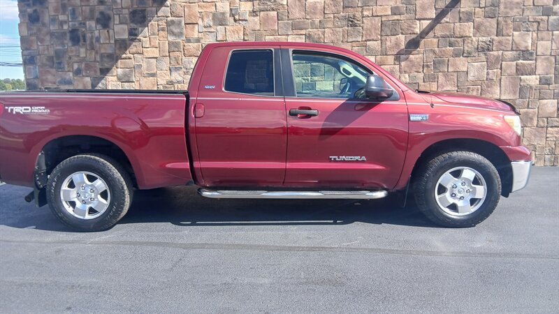 2008 Toyota Tundra Grade - Photo 10 - Brunswick, OH 44212