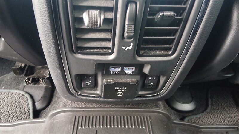 2014 Jeep Grand Cherokee Summit - Photo 30 - Brunswick, OH 44212