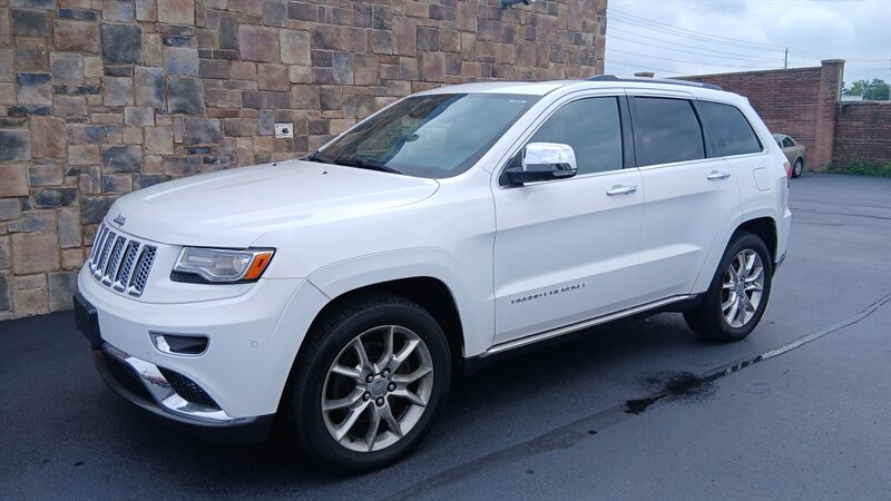 2014 Jeep Grand Cherokee Summit - Photo 48 - Brunswick, OH 44212