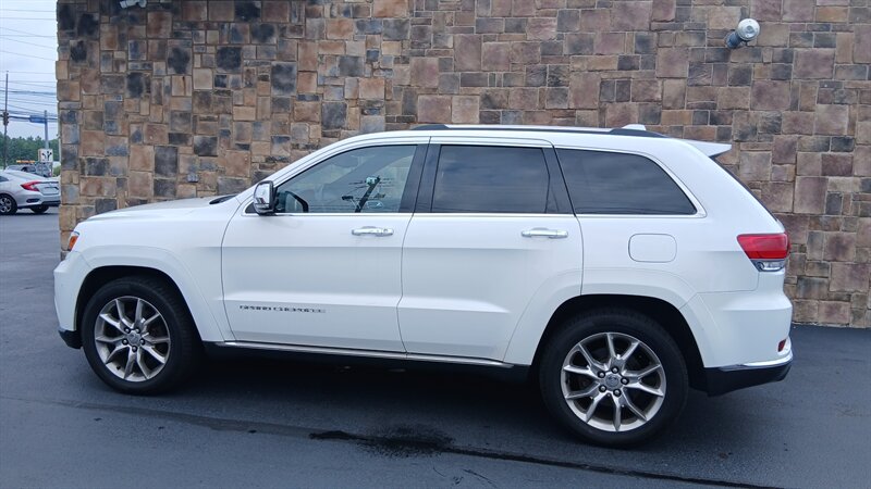 2014 Jeep Grand Cherokee Summit - Photo 28 - Brunswick, OH 44212