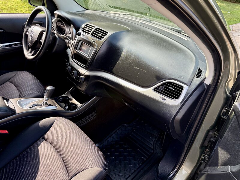 2016 Dodge Journey SE - Photo 6 - Brunswick, OH 44212