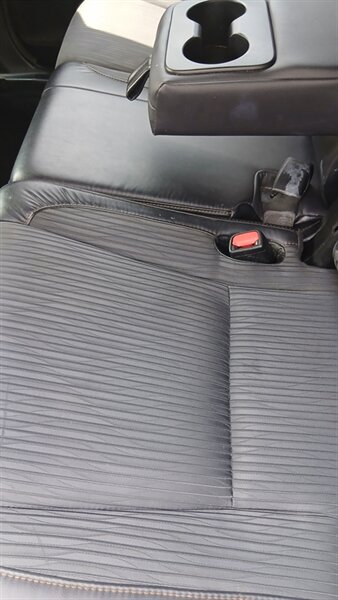 2015 Toyota Highlander LE - Photo 26 - Brunswick, OH 44212
