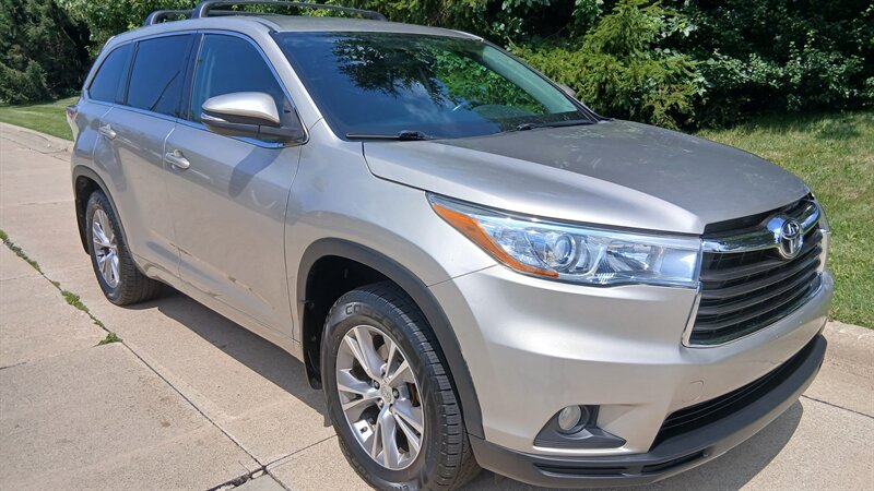 2015 Toyota Highlander LE - Photo 36 - Brunswick, OH 44212