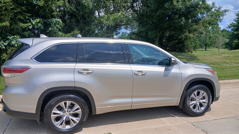 2015 Toyota Highlander LE - Photo 45 - Brunswick, OH 44212