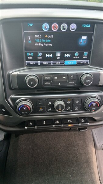 2018 Chevrolet Silverado 1500 LT - Photo 30 - Brunswick, OH 44212