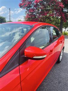2013 Ford Focus SE - Photo 10 - Thomasville, NC 27360