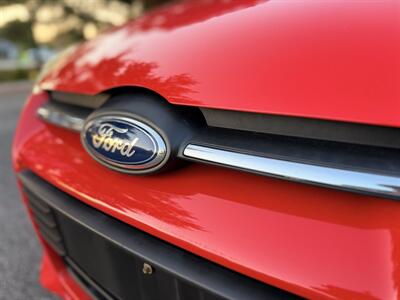 2013 Ford Focus SE - Photo 12 - Thomasville, NC 27360