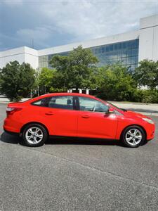 2013 Ford Focus SE - Photo 4 - Thomasville, NC 27360