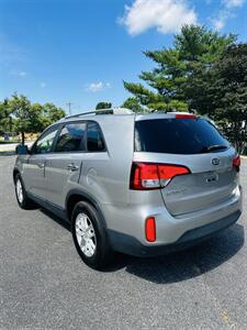 2015 Kia Sorento LX - Photo 7 - Thomasville, NC 27360