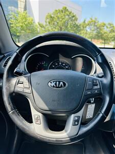 2015 Kia Sorento LX - Photo 14 - Thomasville, NC 27360