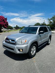 2007 Toyota 4Runner SR5 - Photo 1 - Thomasville, NC 27360