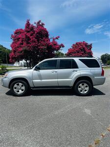 2007 Toyota 4Runner SR5 - Photo 8 - Thomasville, NC 27360