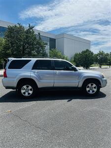 2007 Toyota 4Runner SR5 - Photo 4 - Thomasville, NC 27360