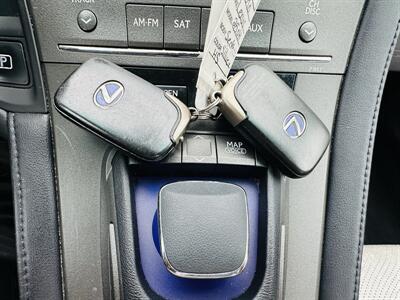2010 Lexus HS 250h Premium - Photo 32 - Thomasville, NC 27360