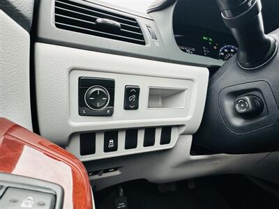 2010 Lexus HS 250h Premium - Photo 29 - Thomasville, NC 27360
