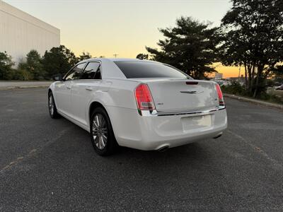 2013 Chrysler 300 Series AWD V6 4D SEDAN - Photo 7 - Thomasville, NC 27360