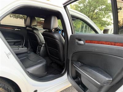 2013 Chrysler 300 Series AWD V6 4D SEDAN - Photo 20 - Thomasville, NC 27360