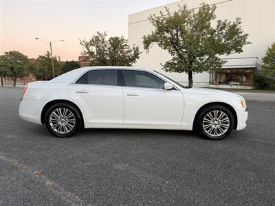 2013 Chrysler 300 Series AWD V6 4D SEDAN - Photo 4 - Thomasville, NC 27360