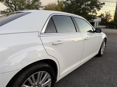 2013 Chrysler 300 Series AWD V6 4D SEDAN - Photo 12 - Thomasville, NC 27360