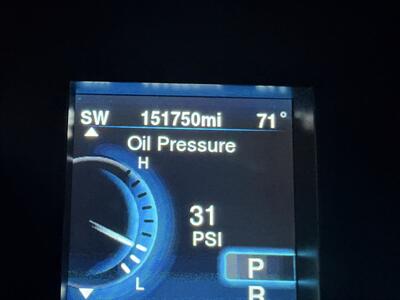2013 Chrysler 300 Series AWD V6 4D SEDAN - Photo 18 - Thomasville, NC 27360