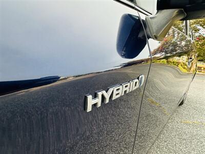 2015 Toyota Prius Two   - Photo 11 - Thomasville, NC 27360