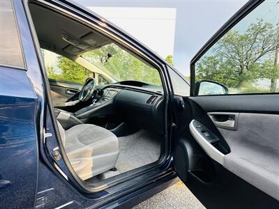 2015 Toyota Prius Two   - Photo 18 - Thomasville, NC 27360