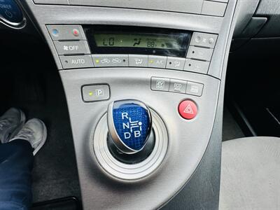 2015 Toyota Prius Two   - Photo 23 - Thomasville, NC 27360