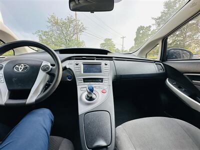 2015 Toyota Prius Two   - Photo 26 - Thomasville, NC 27360