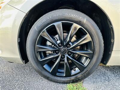 2016 Toyota Camry XLE Hybrid - Photo 37 - Thomasville, NC 27360