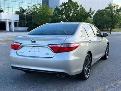 2016 Toyota Camry XLE Hybrid - Photo 5 - Thomasville, NC 27360