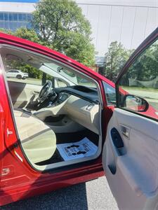 2013 Toyota Prius TWO - Photo 9 - Thomasville, NC 27360