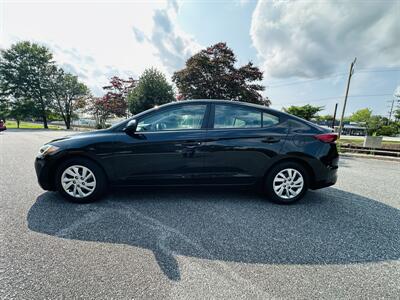 2018 Hyundai ELANTRA SE   - Photo 8 - Thomasville, NC 27360
