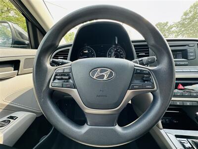 2018 Hyundai ELANTRA SE   - Photo 18 - Thomasville, NC 27360