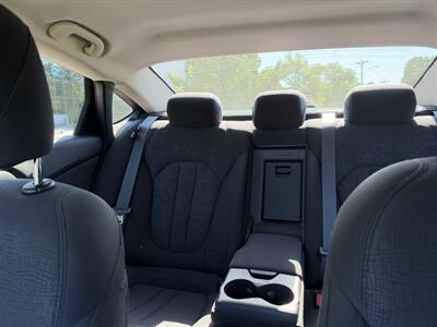 2015 Chrysler 200 Series Limited   - Photo 23 - Thomasville, NC 27360