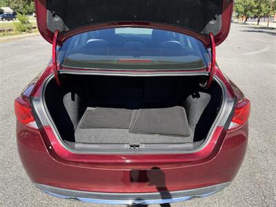 2015 Chrysler 200 Series Limited   - Photo 27 - Thomasville, NC 27360