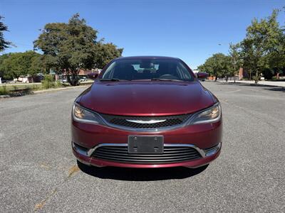 2015 Chrysler 200 Series Limited   - Photo 2 - Thomasville, NC 27360