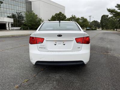 2012 Kia Forte EX - Photo 4 - Thomasville, NC 27360