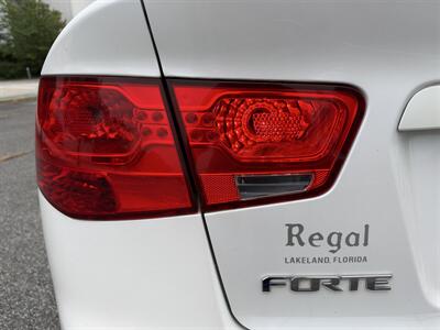 2012 Kia Forte EX - Photo 9 - Thomasville, NC 27360